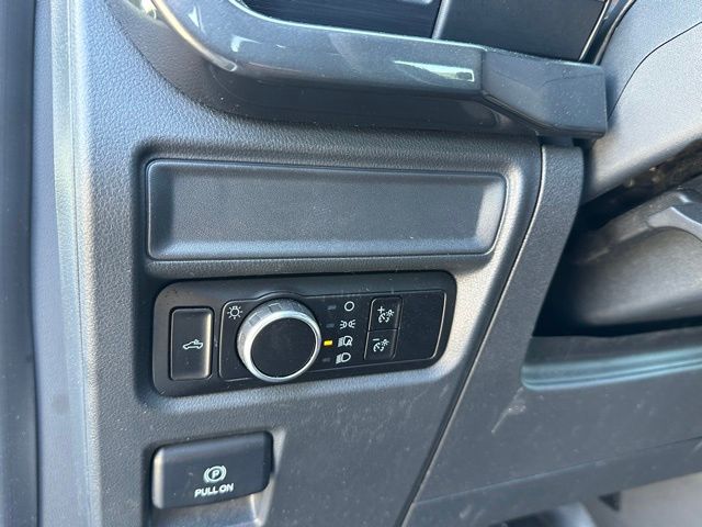 2023 Ford F-150 XL Truck SuperCrew Cab