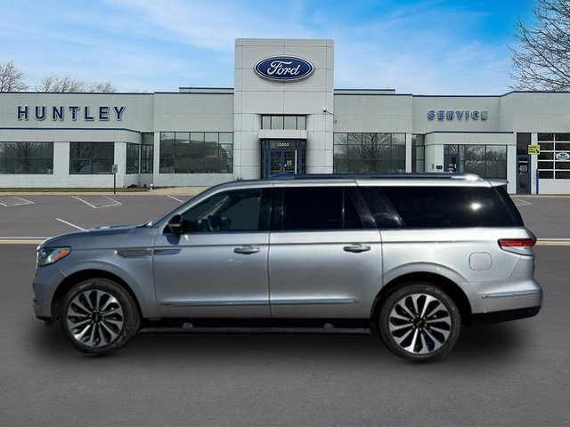 2023 Lincoln Navigator L Reserve SUV