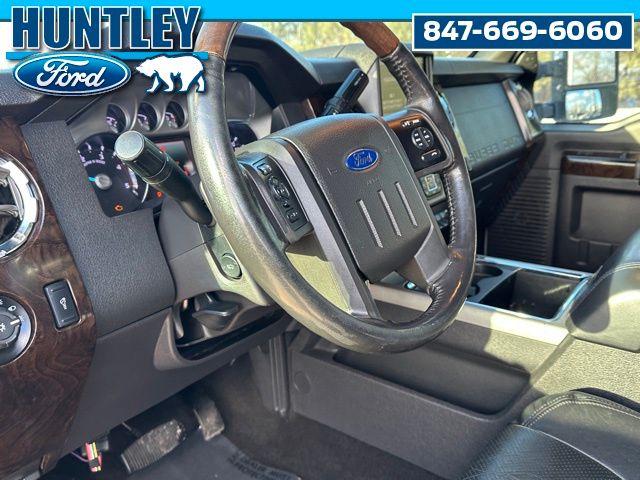 2014 Ford F-250 Platinum Truck Crew Cab