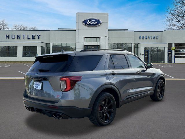 2022 Ford Explorer ST SUV