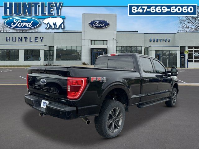 2022 Ford F-150 XLT Truck SuperCrew Cab