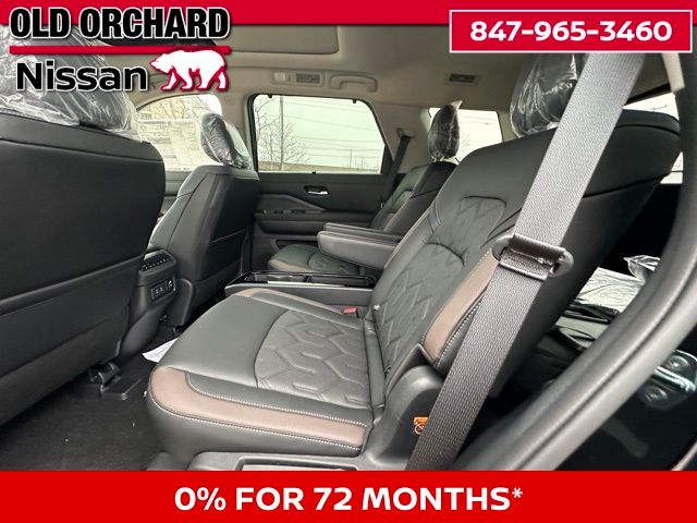 2026 Nissan Pathfinder Platinum SUV