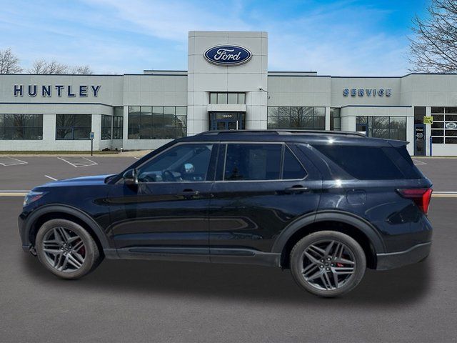 2025 Ford Explorer ST SUV