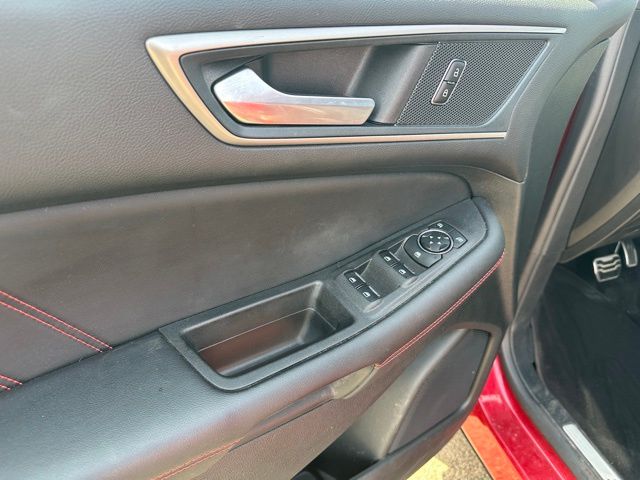 2023 Ford Edge ST Line SUV