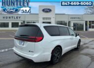 2024 Chrysler Pacifica Plug-In Hybrid Select Van Passenger Van