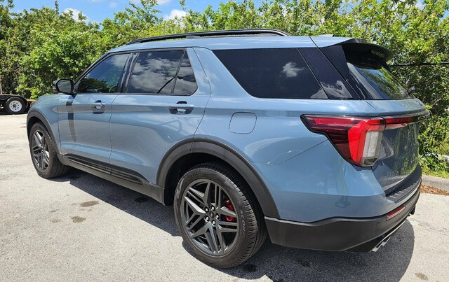 2025 Ford Explorer ST SUV
