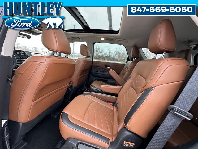 2024 Nissan Pathfinder Platinum SUV