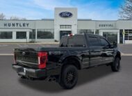 2022 Ford F-350 Lariat Truck Crew Cab