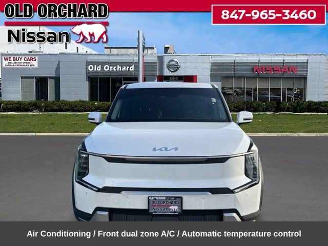 Used 2024 Kia EV9 Light L/R with VIN KNDAB5S11R6034380 for sale in Skokie, IL