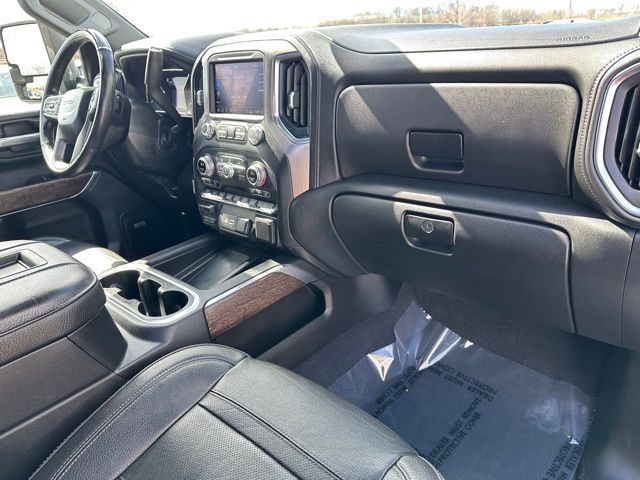 2020 GMC Sierra 2500HD Denali Truck Crew Cab