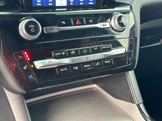 2022 Ford Explorer ST SUV