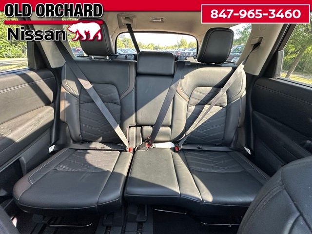 2023 Nissan Pathfinder Platinum SUV