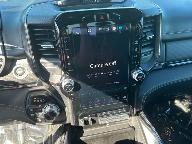 2022 Ram 1500 Limited Truck Crew Cab
