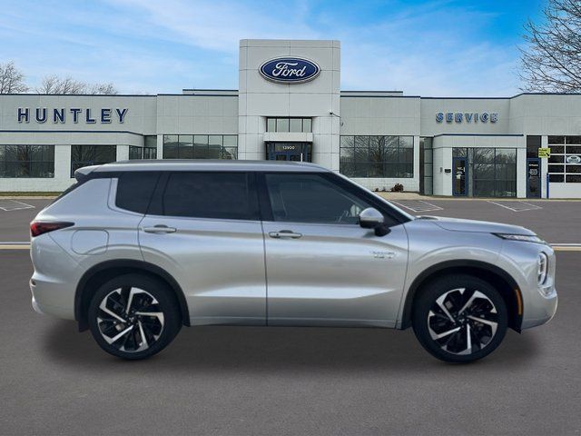 2024 Mitsubishi Outlander PHEV SUV