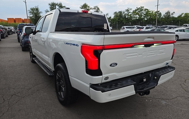 2024 Ford F-150 Lightning Lariat Truck SuperCrew Cab