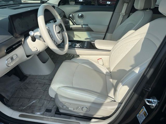 2025 Genesis GV60 Advanced SUV