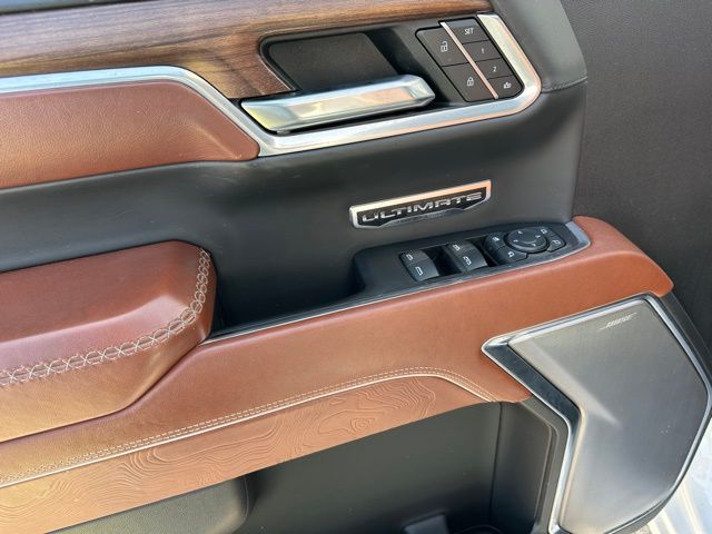 2022 GMC Sierra 1500 Denali Ultimate Truck Crew Cab