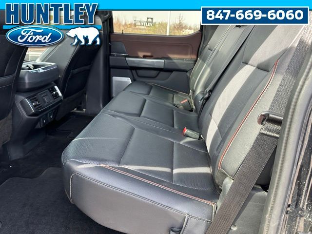 2022 Ford F-150 Lariat Truck SuperCrew Cab