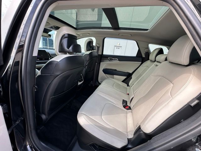 2024 Kia Sportage Hybrid EX SUV