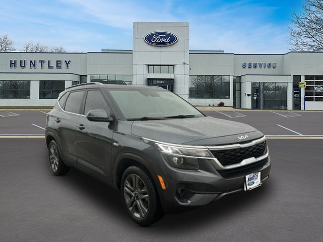2022 Kia Seltos S SUV