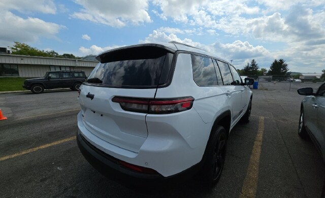 2023 Jeep Grand Cherokee Altitude SUV
