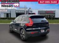 2025 Volvo XC40 B5 Plus Dark Theme SUV