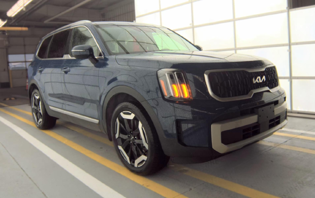 2024 Kia Telluride EX SUV
