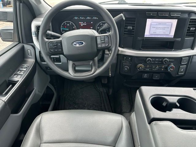 2024 Ford F-550 Chassis XL Truck Crew Cab