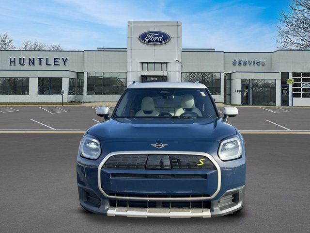 Used 2025 MINI Countryman SE with VIN WMZ53GA03S7S92984 for sale in Skokie, IL