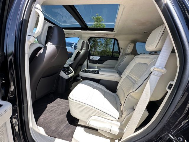 2021 Lincoln Navigator Black Label SUV