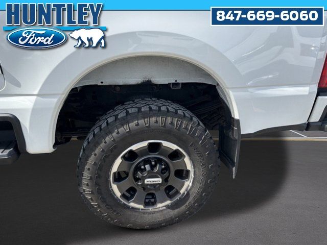 2023 Ford F-350 Lariat Truck Crew Cab