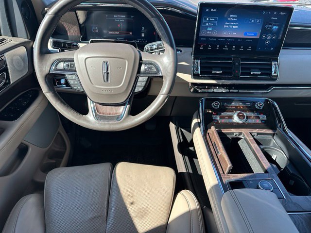2023 Lincoln Navigator L Reserve SUV