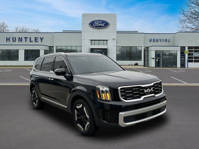 2024 Kia Telluride S SUV