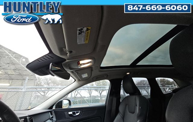 2025 Volvo XC60 B5 Core SUV