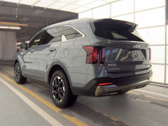 2025 Kia Sorento S SUV