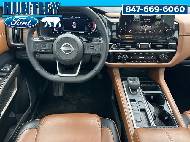 2024 Nissan Pathfinder Platinum SUV