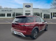 2023 Nissan Pathfinder SL SUV
