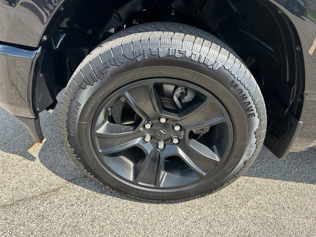 2023 Ram 1500 Big Horn/Lone Star Truck Crew Cab