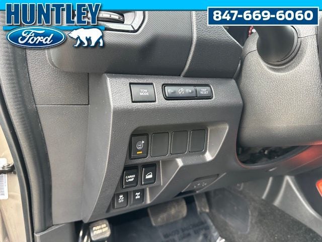 2023 Nissan Frontier PRO-4X Truck Crew Cab