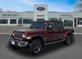 2021 Jeep Gladiator Overland Truck Crew Cab