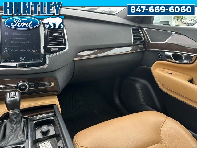 2018 Volvo XC90 T5 Momentum SUV
