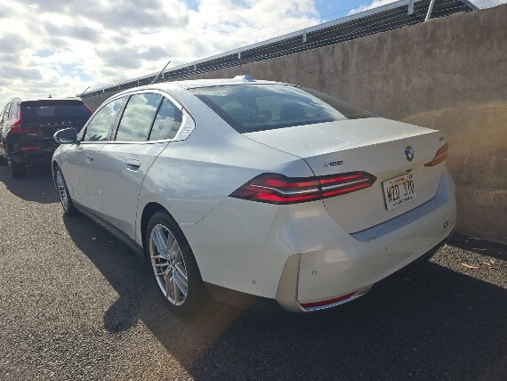 2024 BMW 530i 530i xDrive Sedan