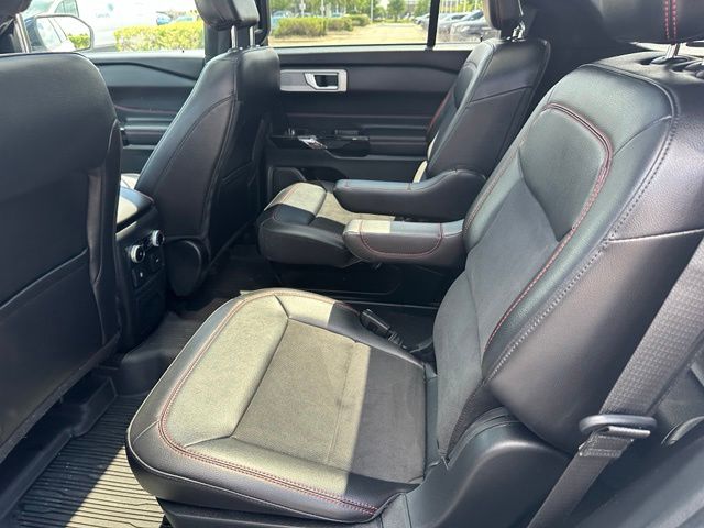 2023 Ford Explorer ST-Line SUV