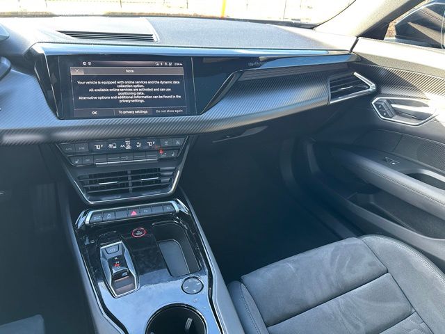 2022 Audi e-tron GT Premium Plus Sedan