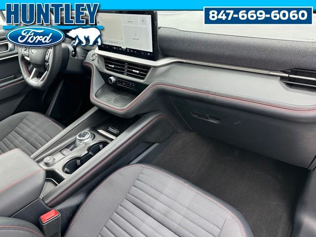 2025 Ford Explorer ST-Line SUV