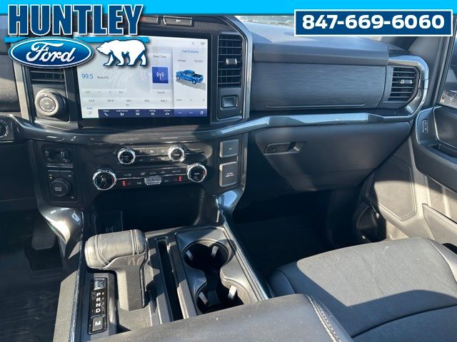 2022 Ford F-150 XLT Truck SuperCrew Cab