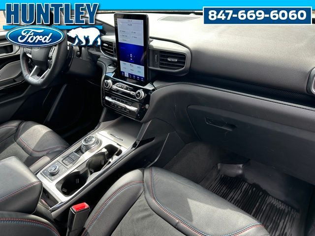 2023 Ford Explorer ST SUV