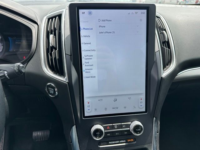 2022 Ford Edge Titanium SUV