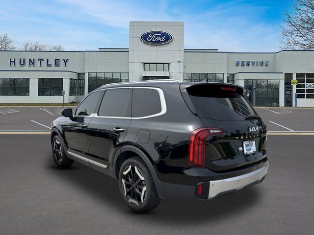 2023 Kia Telluride S SUV