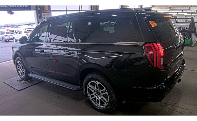 2025 Ford Expedition Max Active SUV